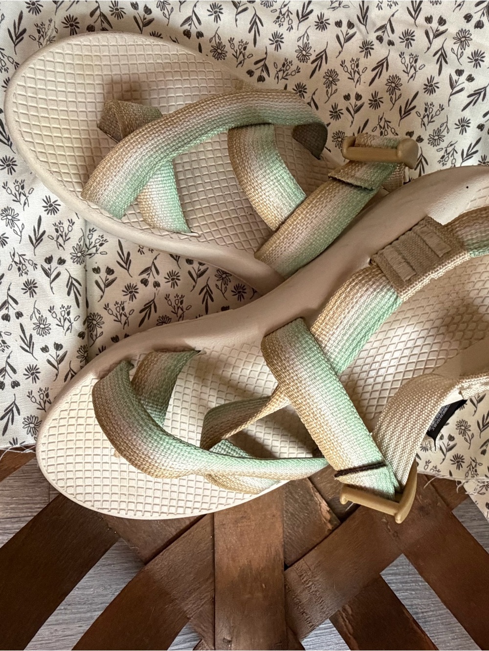 Chaco Women's Ombre Light Green and Cream Strappy Sandals